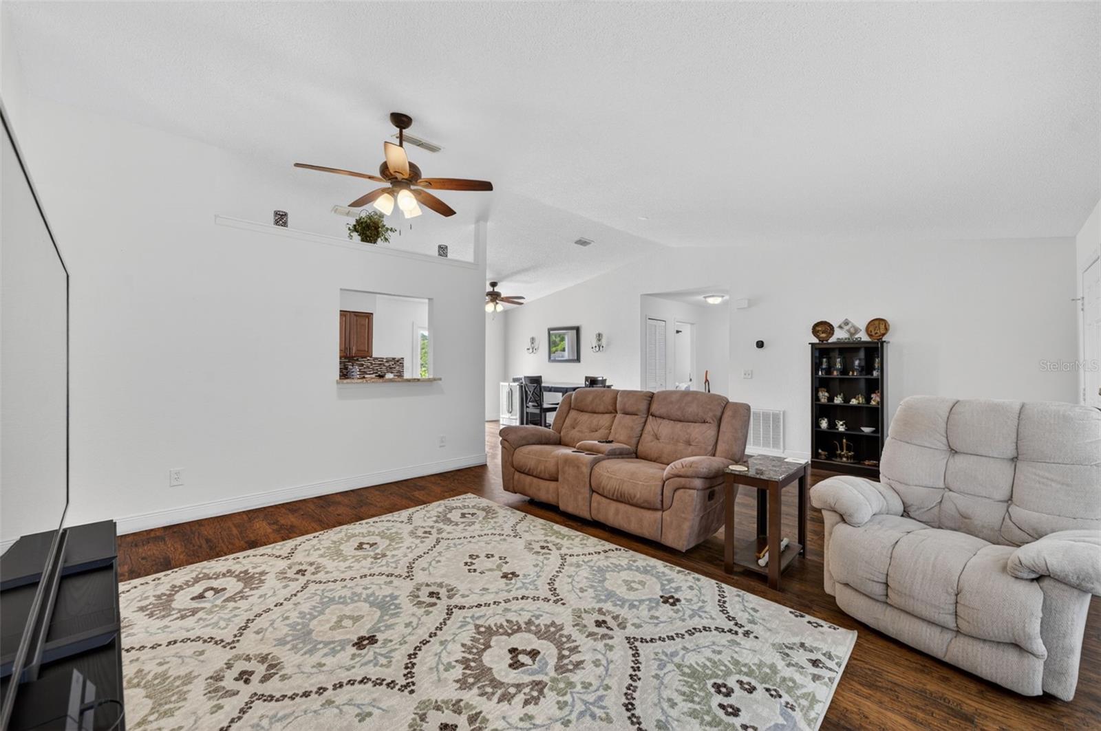 DELTONA LAKES UNIT 33 - Residential