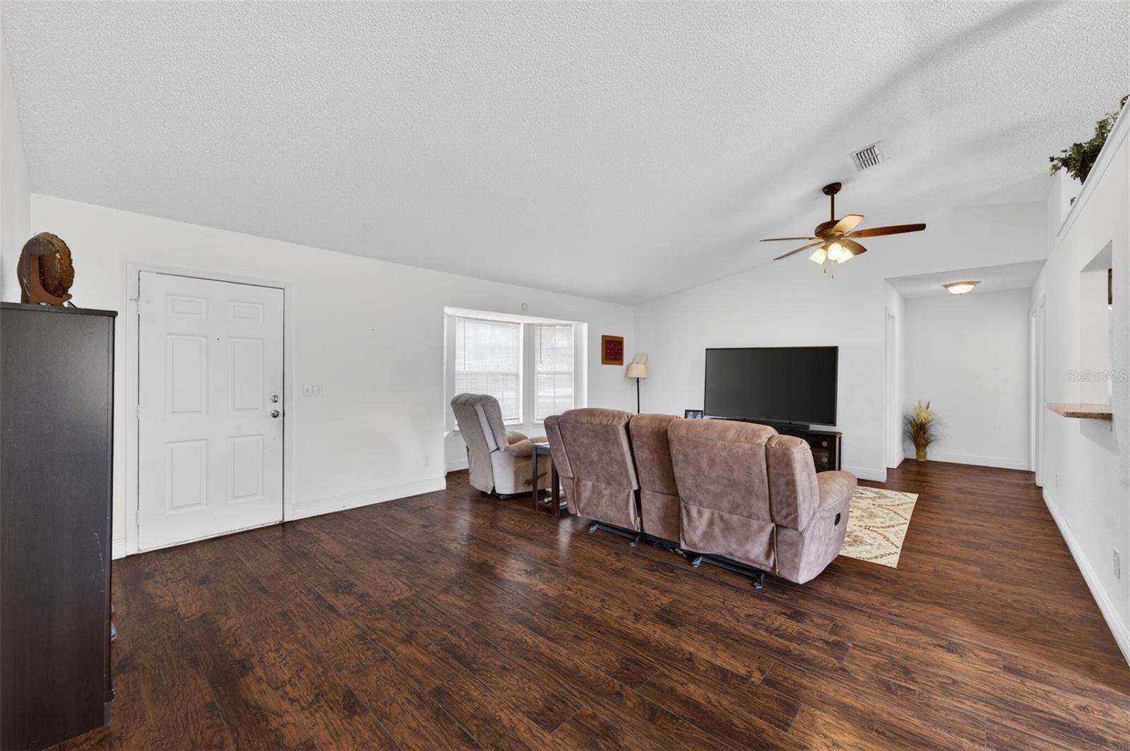 DELTONA LAKES UNIT 33 - Residential