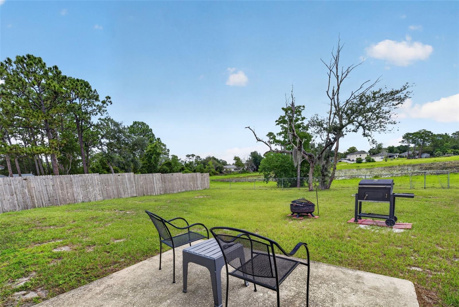 DELTONA LAKES UNIT 33 - Residential