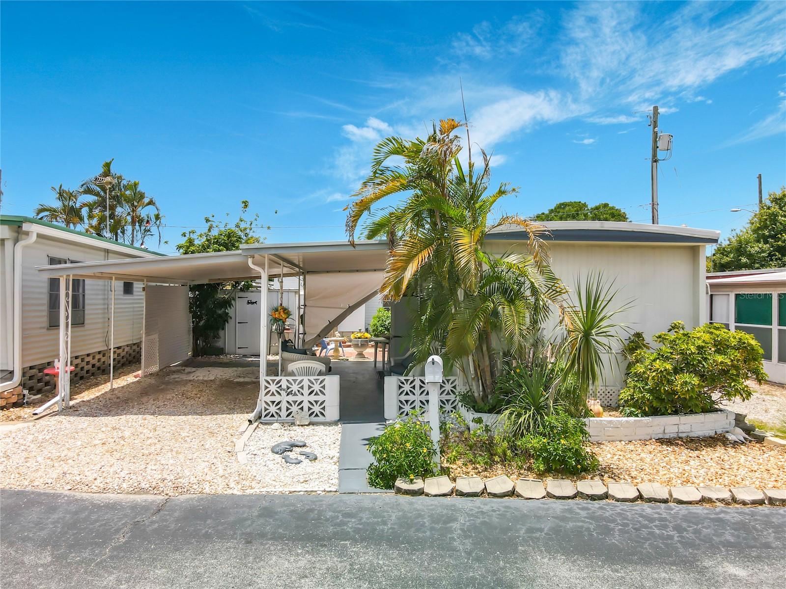 SUNCOAST MANOR M/H PARK UNREC - Residential