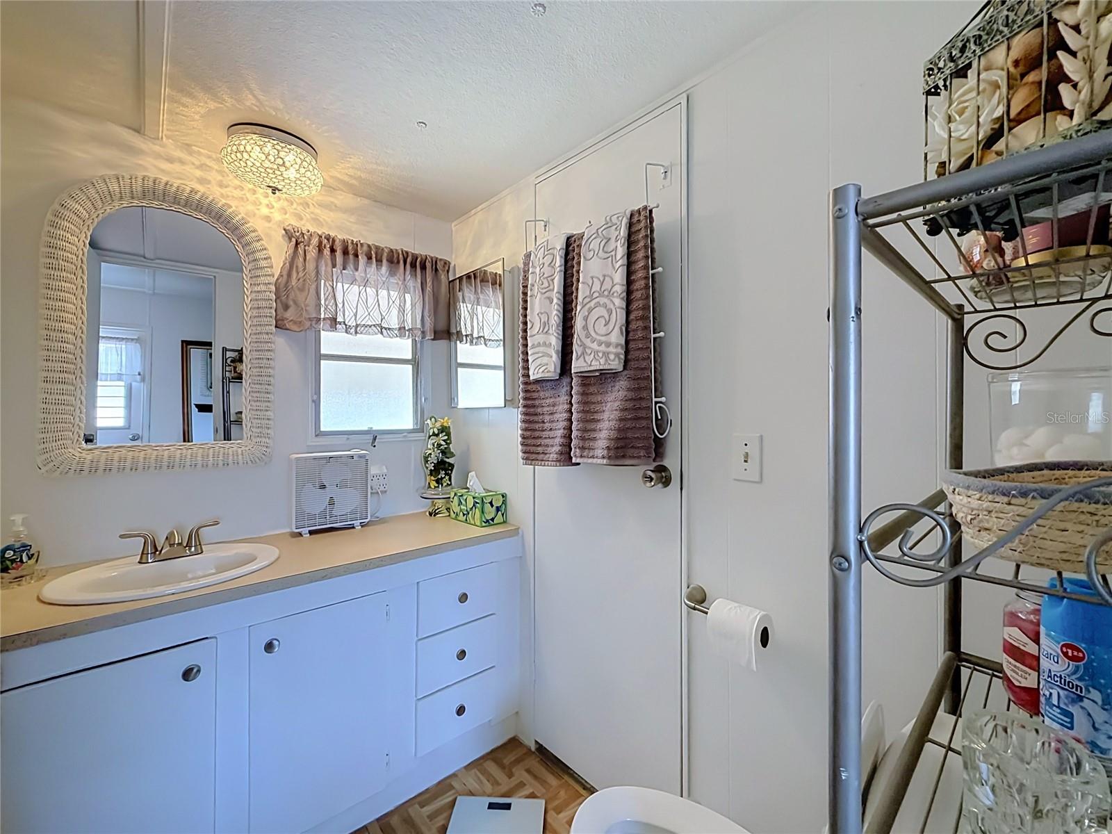 SUNCOAST MANOR M/H PARK UNREC - Residential