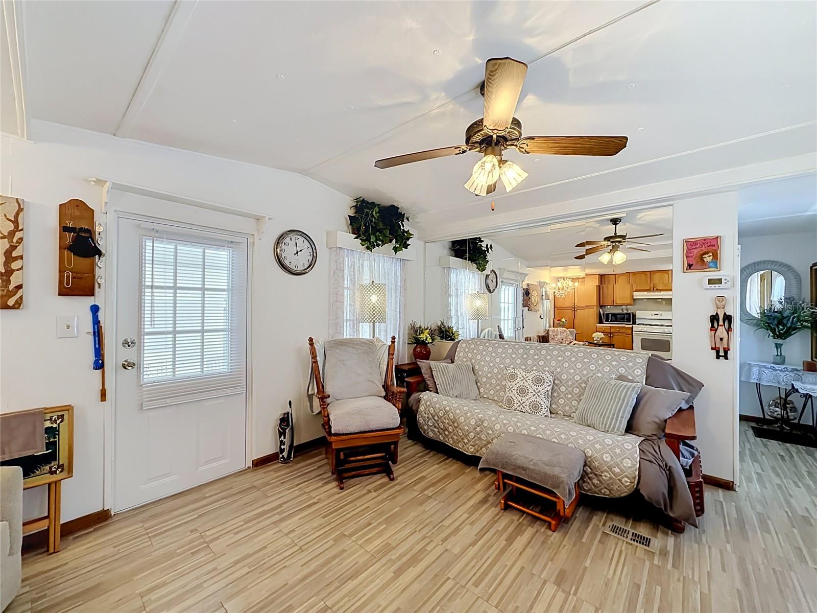 SUNCOAST MANOR M/H PARK UNREC - Residential