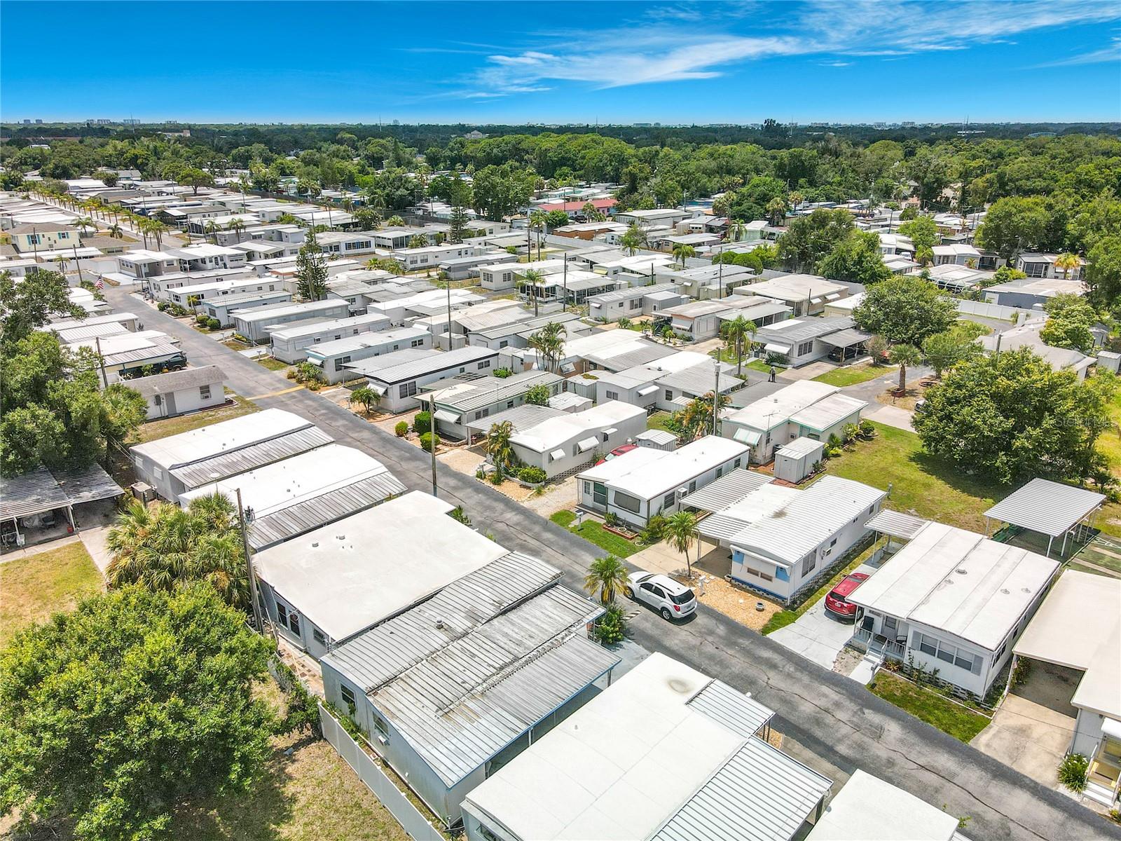 SUNCOAST MANOR M/H PARK UNREC - Residential