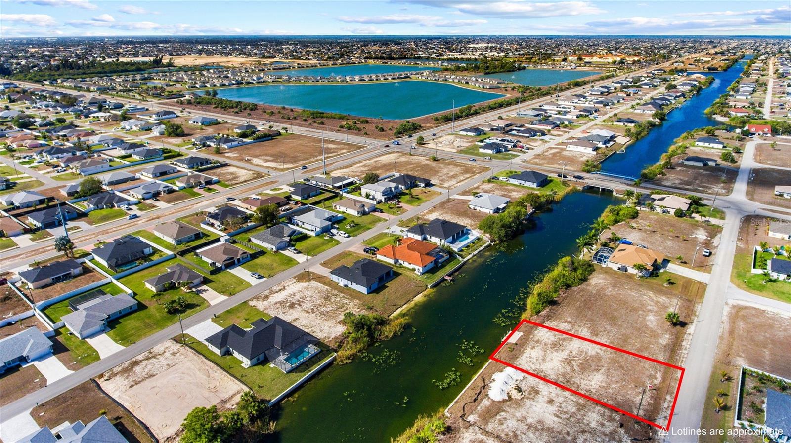 CAPE CORAL - Land