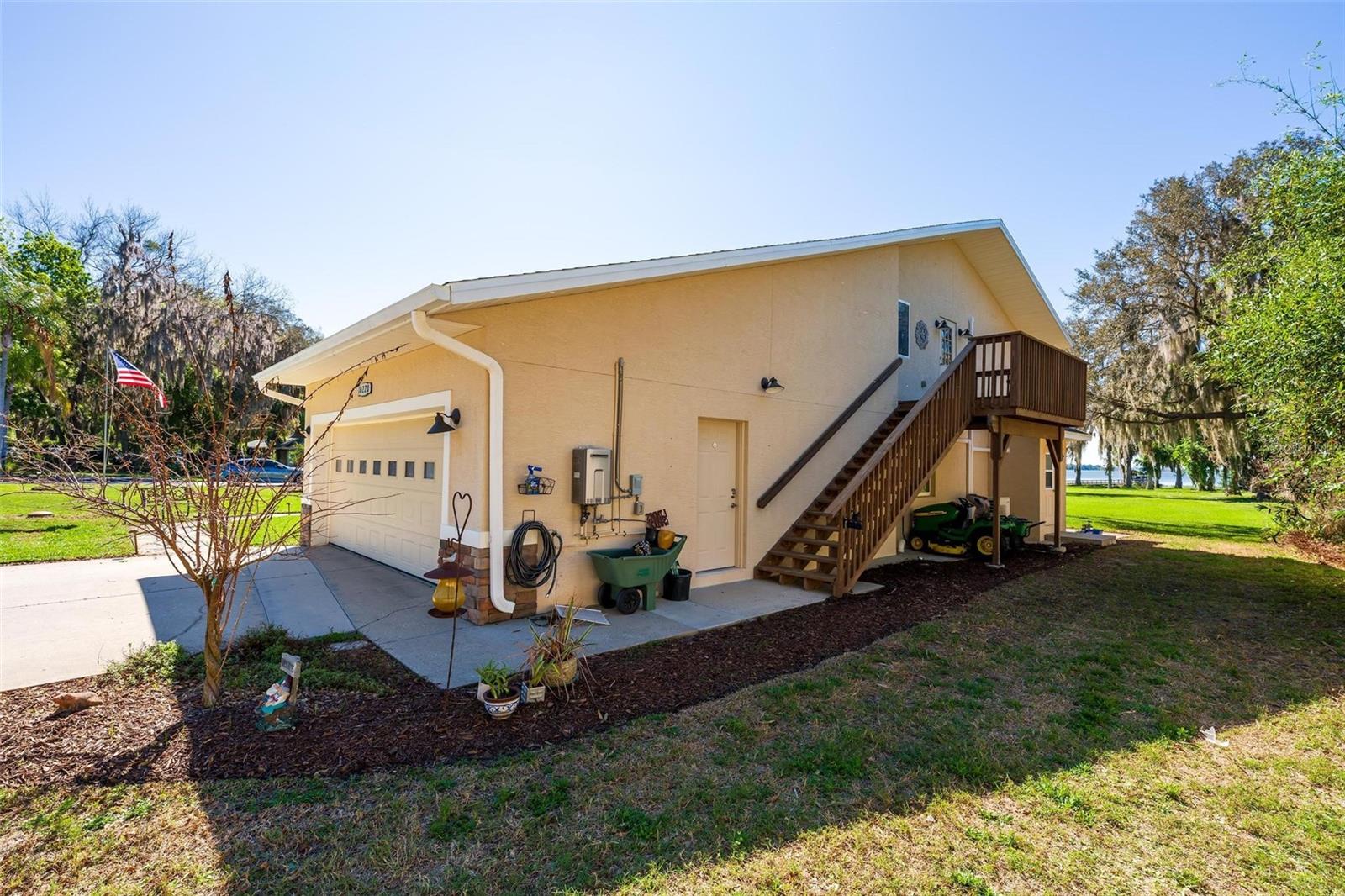 ACREAGE & UNREC - Residential
