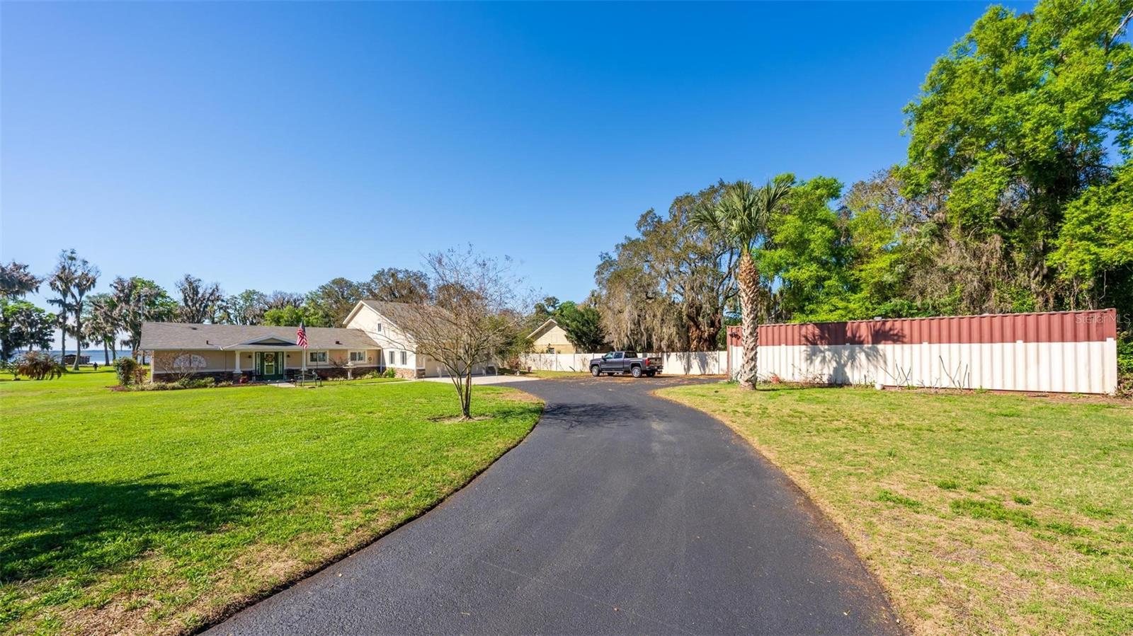 ACREAGE & UNREC - Residential