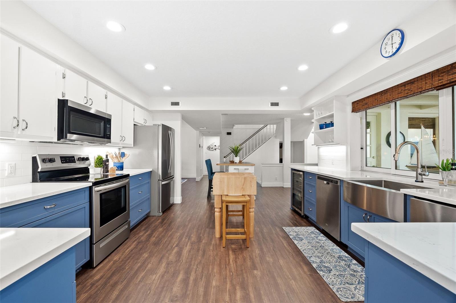 BAYWOOD VILLAGE - Residential