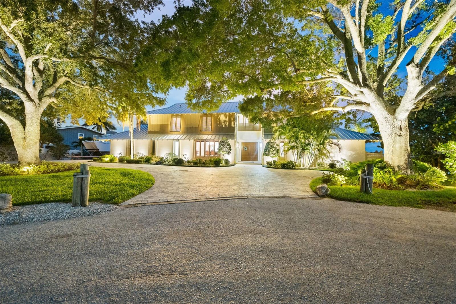 BAYWOOD VILLAGE - Residential