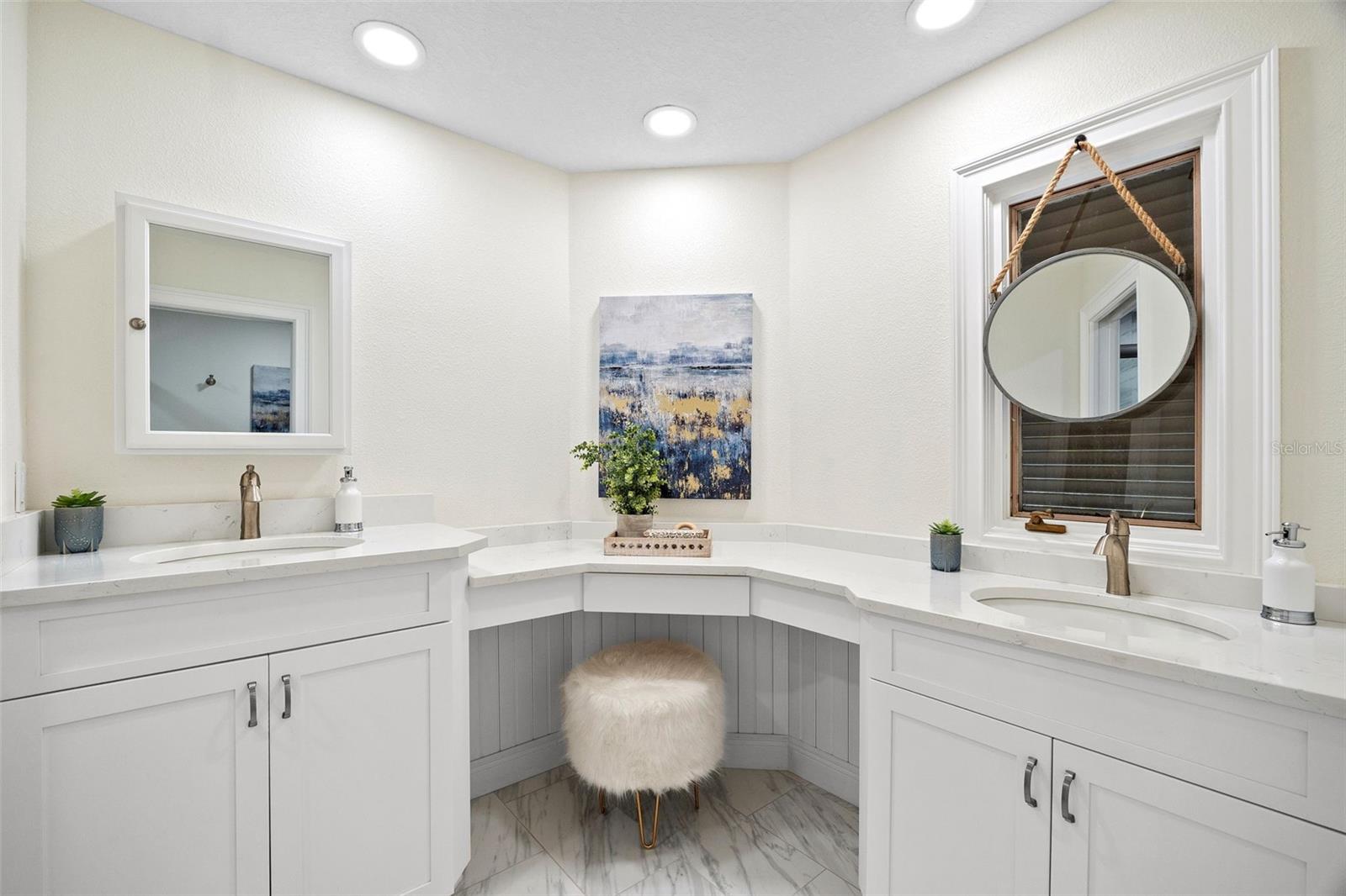 BAYWOOD VILLAGE - Residential