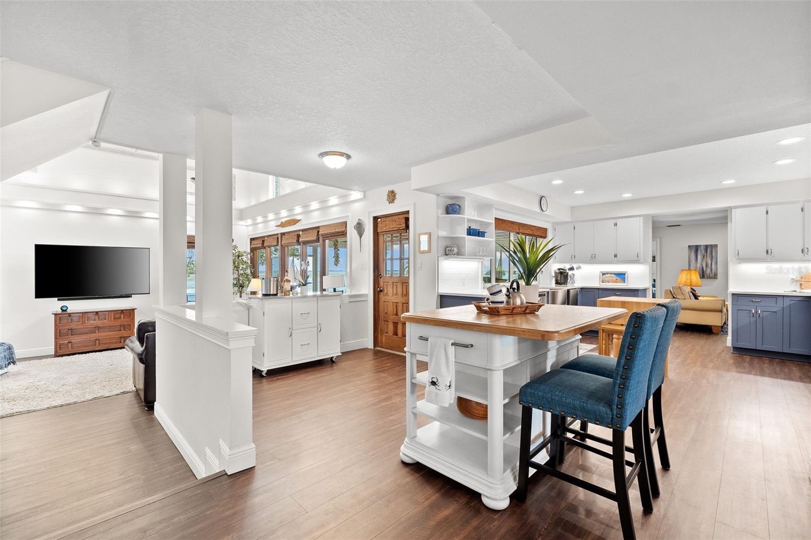 BAYWOOD VILLAGE - Residential