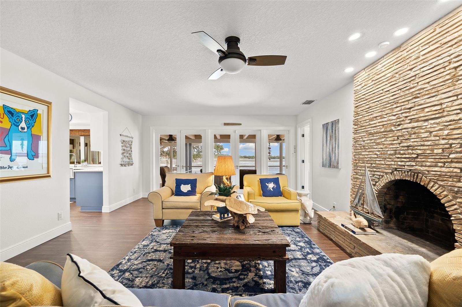 BAYWOOD VILLAGE - Residential