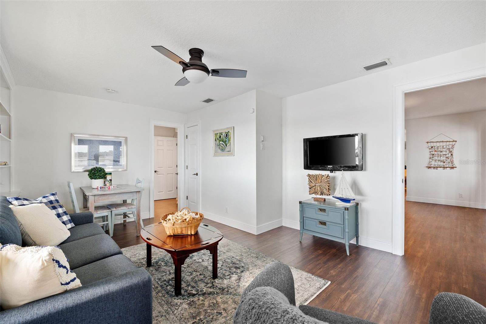 BAYWOOD VILLAGE - Residential