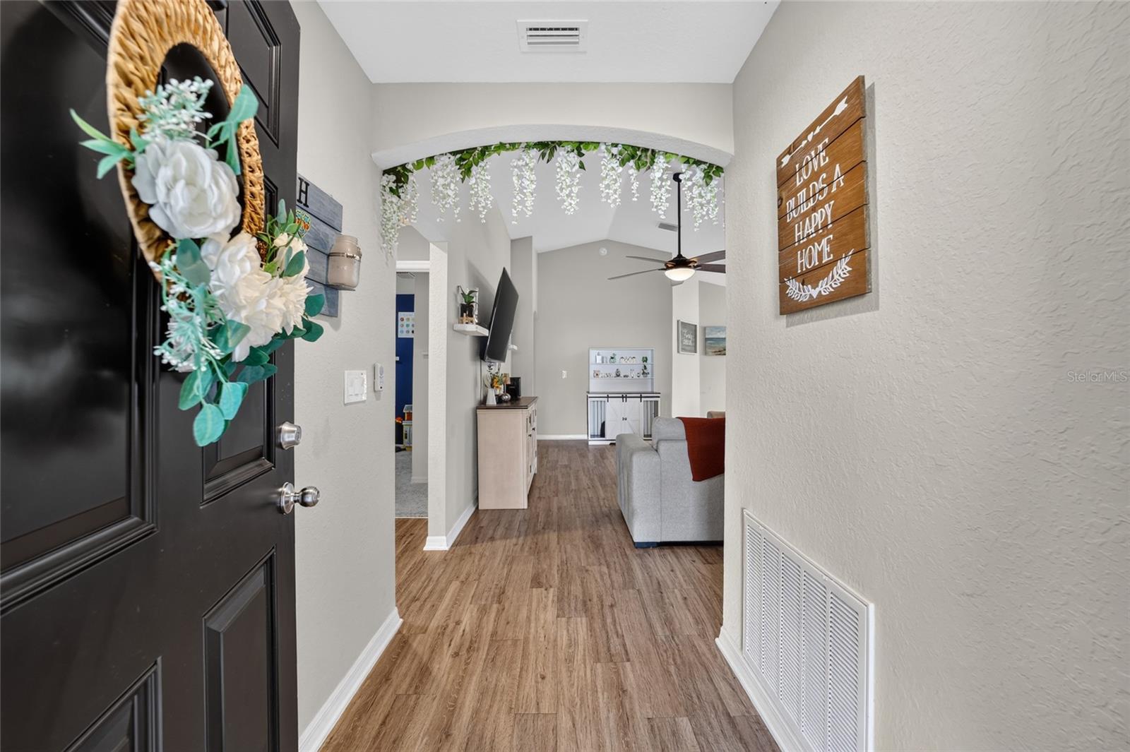 SUMMERCREST - Residential