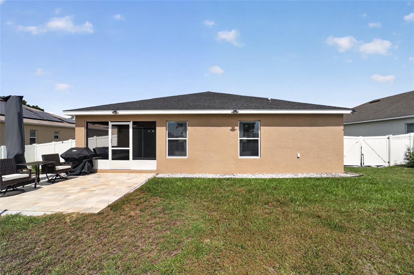 SUMMERCREST - Residential
