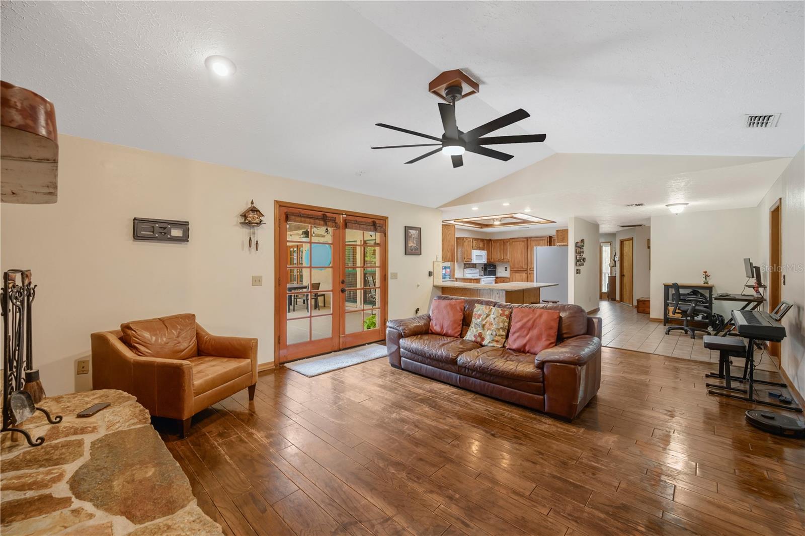 WHEELER OAKS - Residential