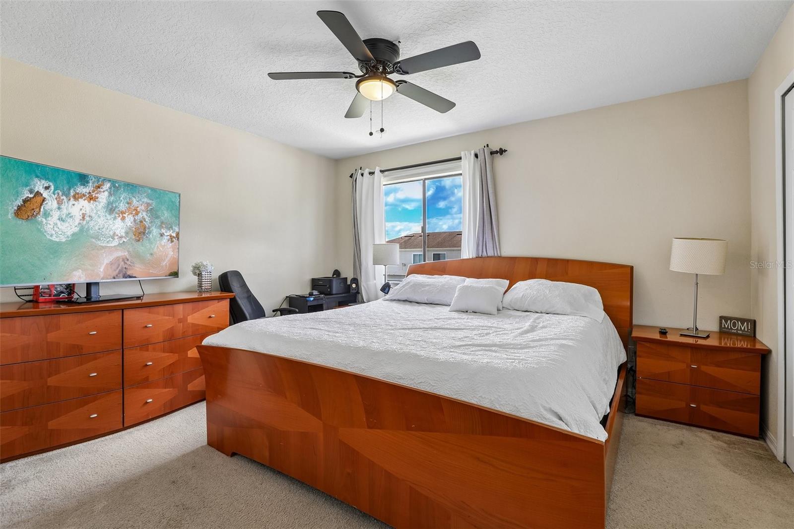 CAMBRIDGE CIRCLE - Residential
