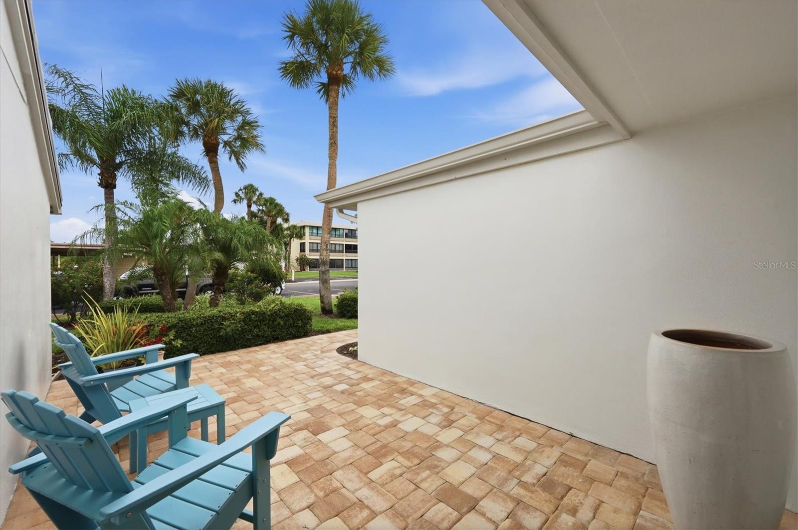 WHISPERING SANDS SEC 1 - Residential