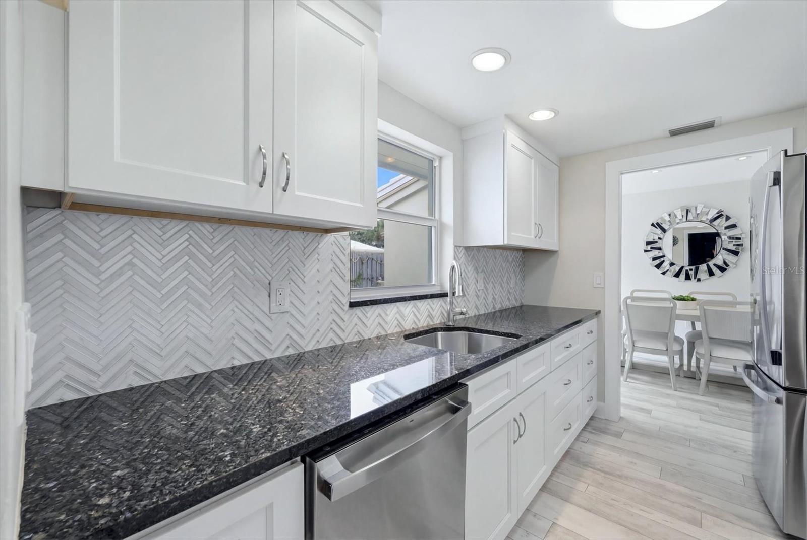 WHISPERING SANDS SEC 1 - Residential