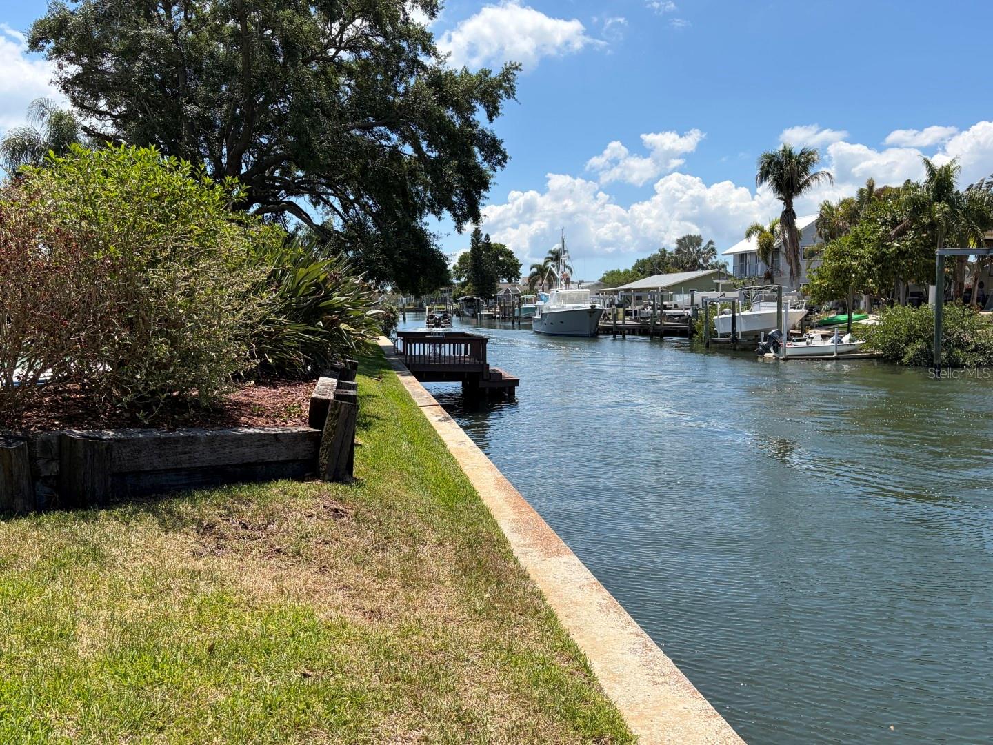 BAY CREST PARK UNIT 20 - Residential