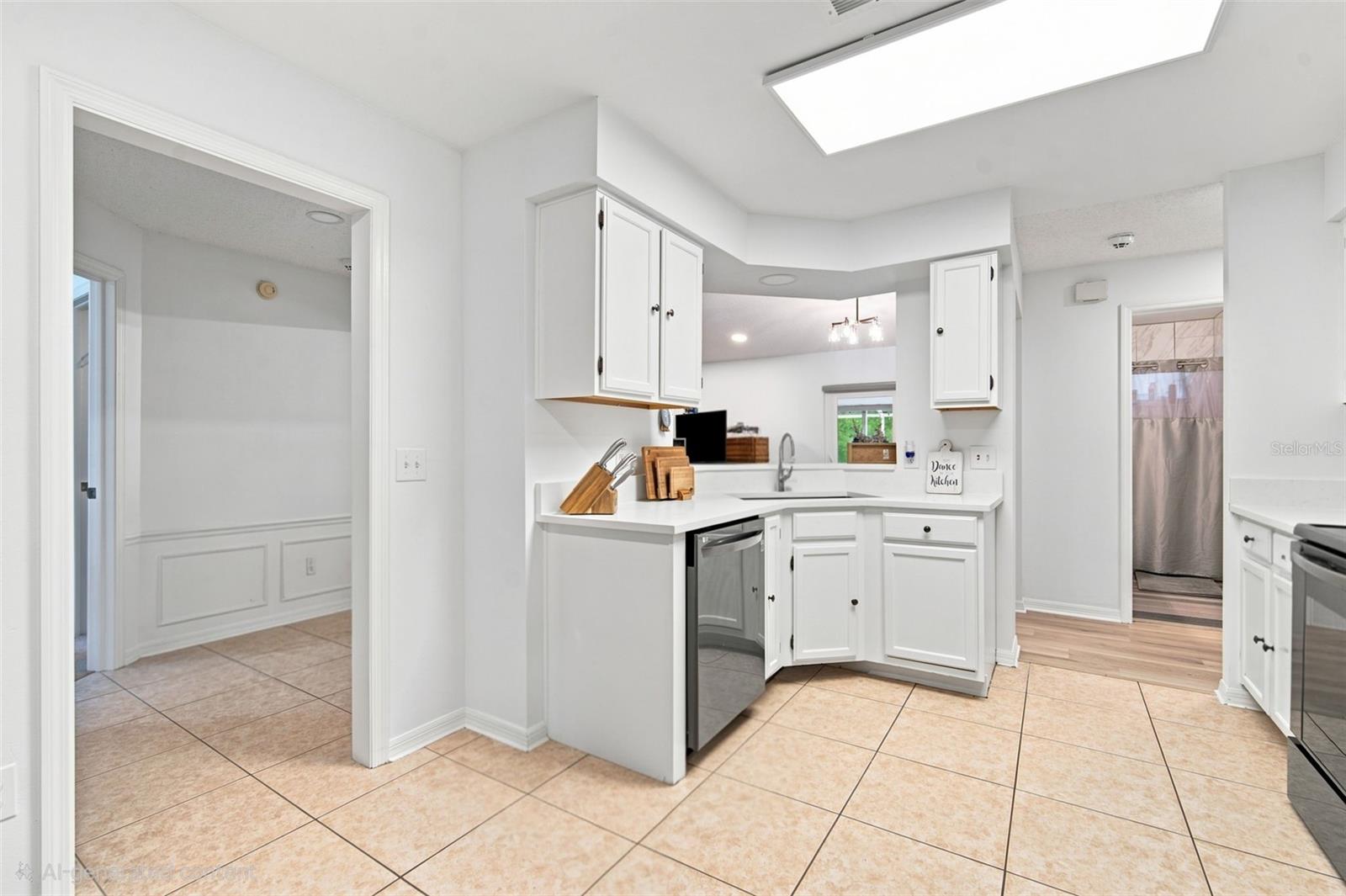 OAKDALE RIVERVIEW ESTATES UN 4 - Residential