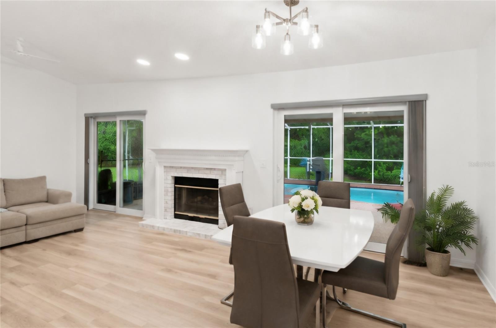 OAKDALE RIVERVIEW ESTATES UN 4 - Residential