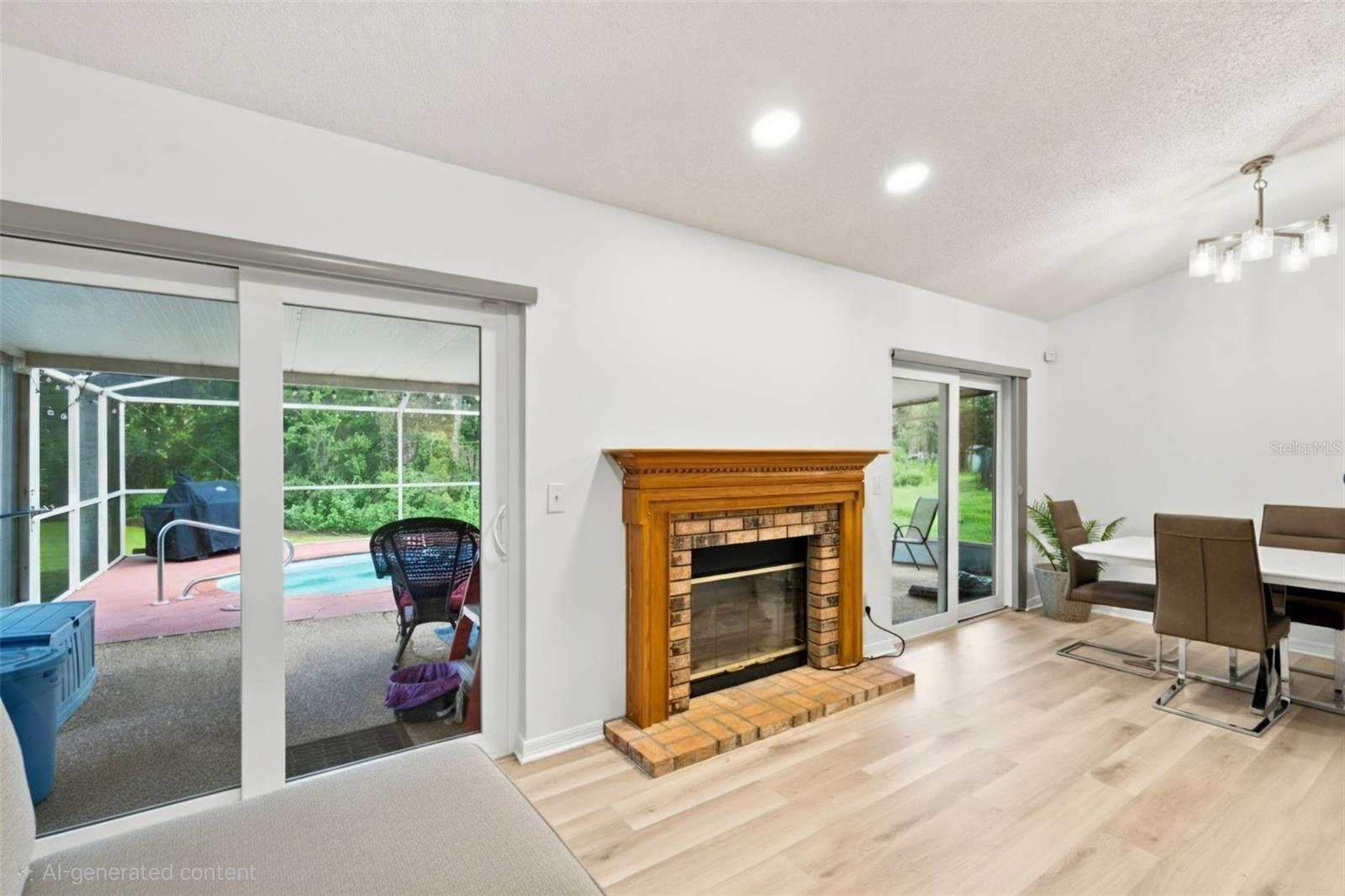 OAKDALE RIVERVIEW ESTATES UN 4 - Residential