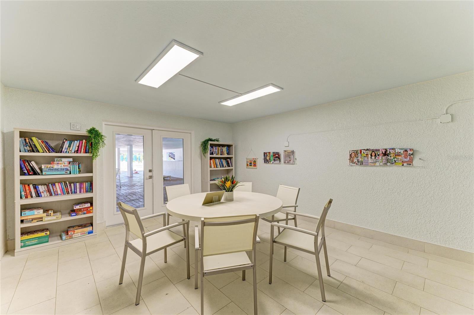 BEACHPLACE III - Residential