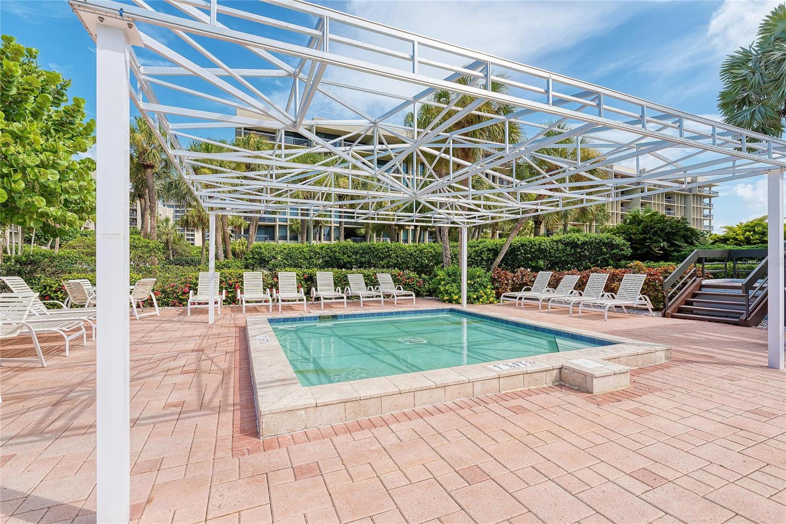 BEACHPLACE III - Residential