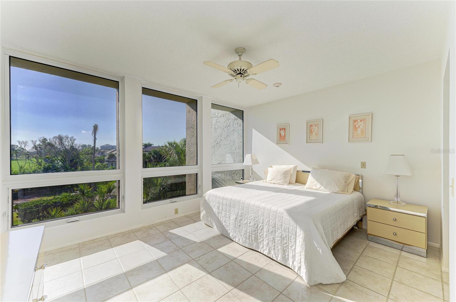 BEACHPLACE III - Residential