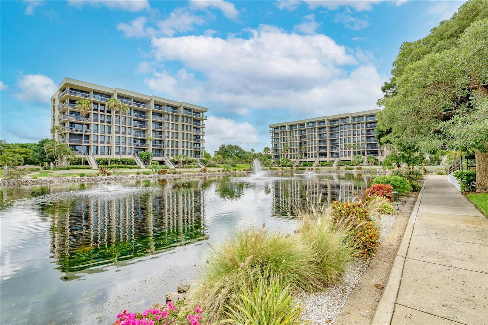 BEACHPLACE III - Residential