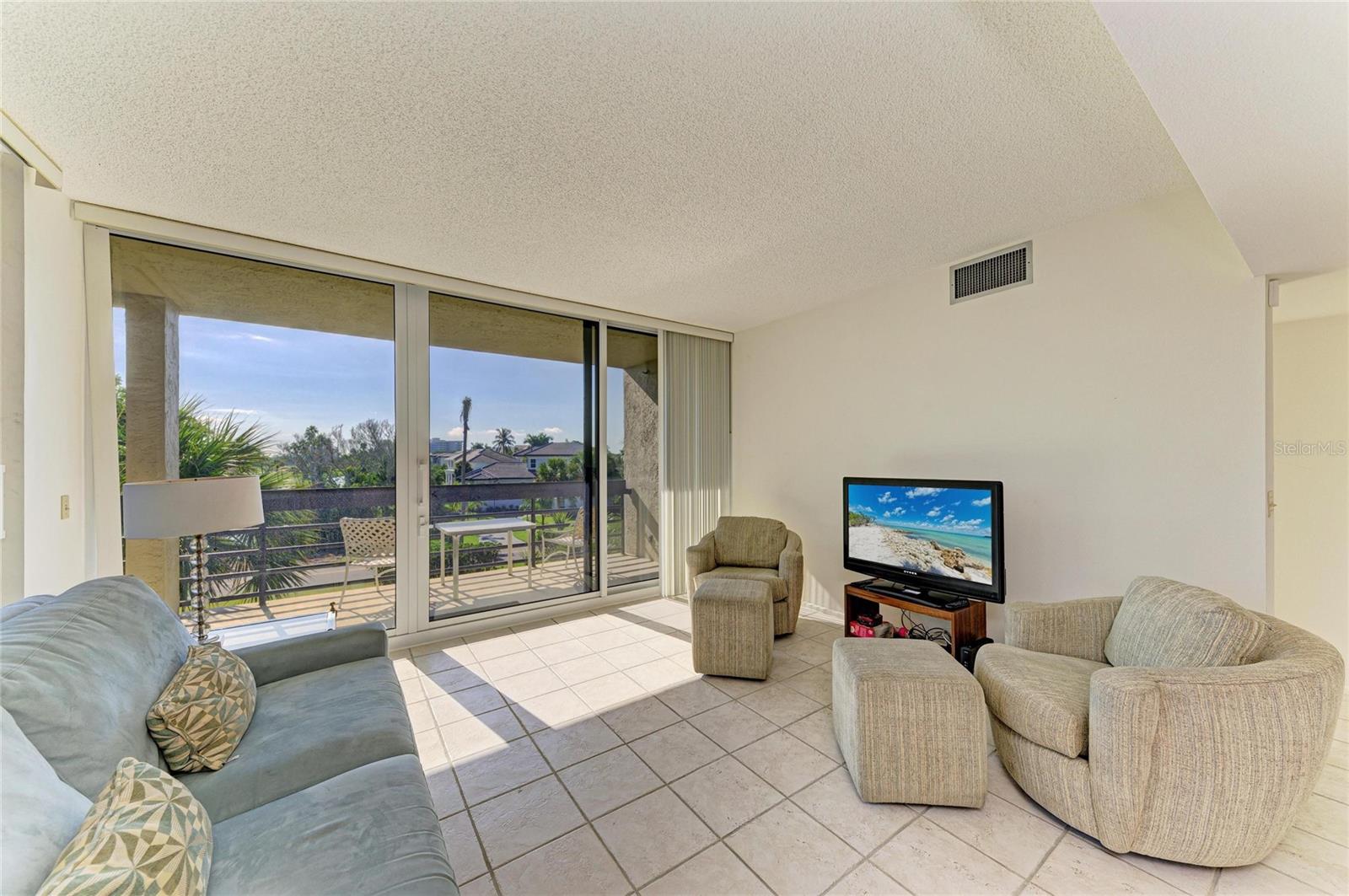 BEACHPLACE III - Residential
