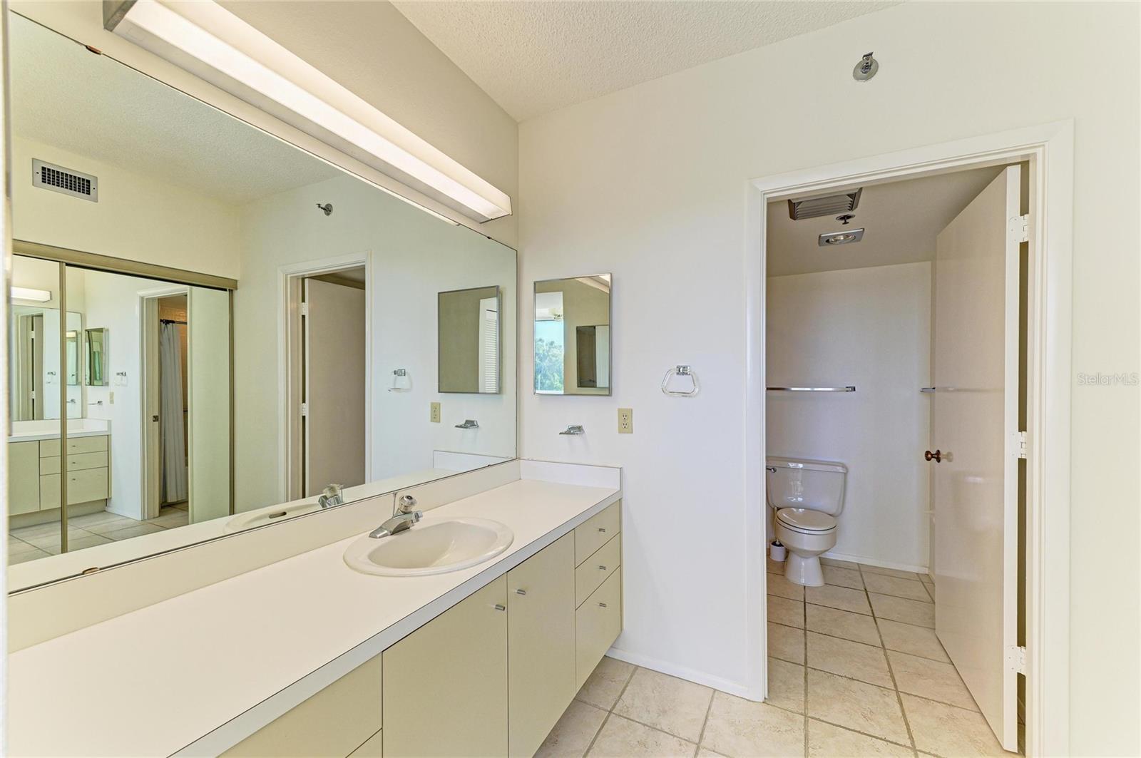 BEACHPLACE III - Residential