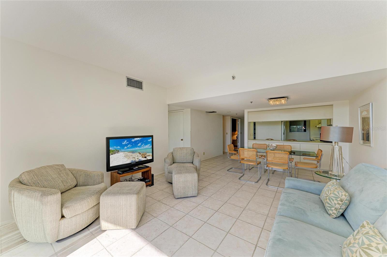 BEACHPLACE III - Residential
