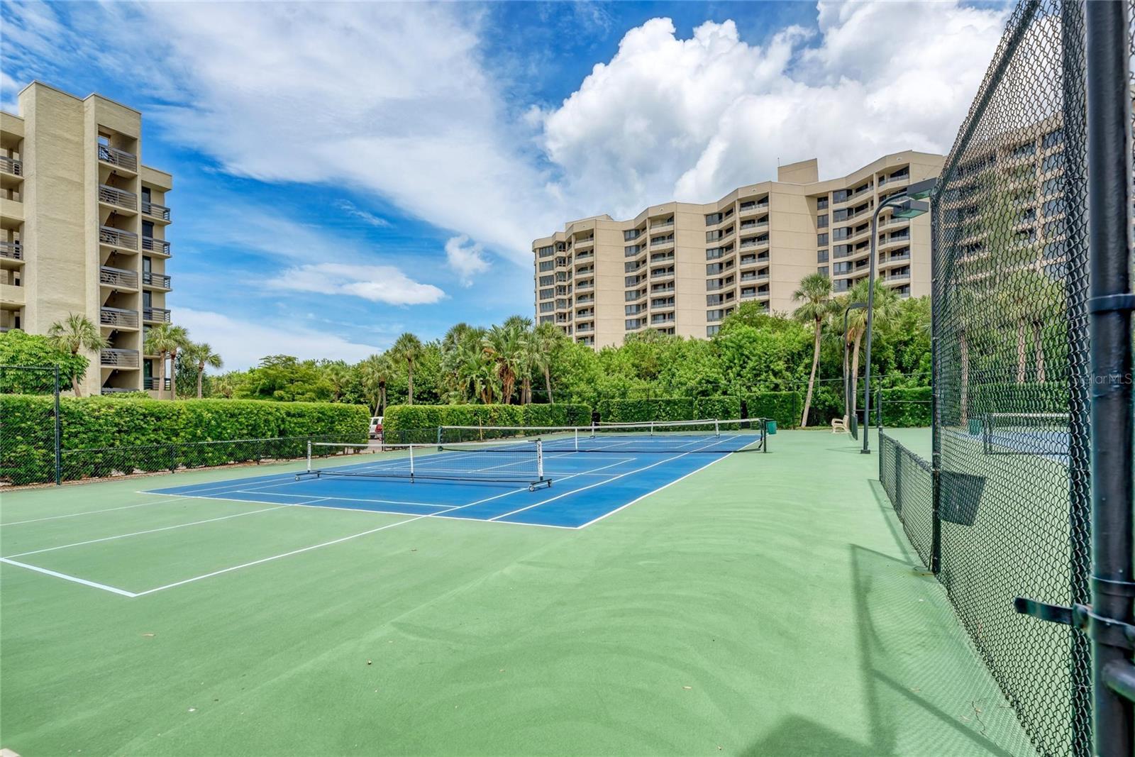 BEACHPLACE III - Residential