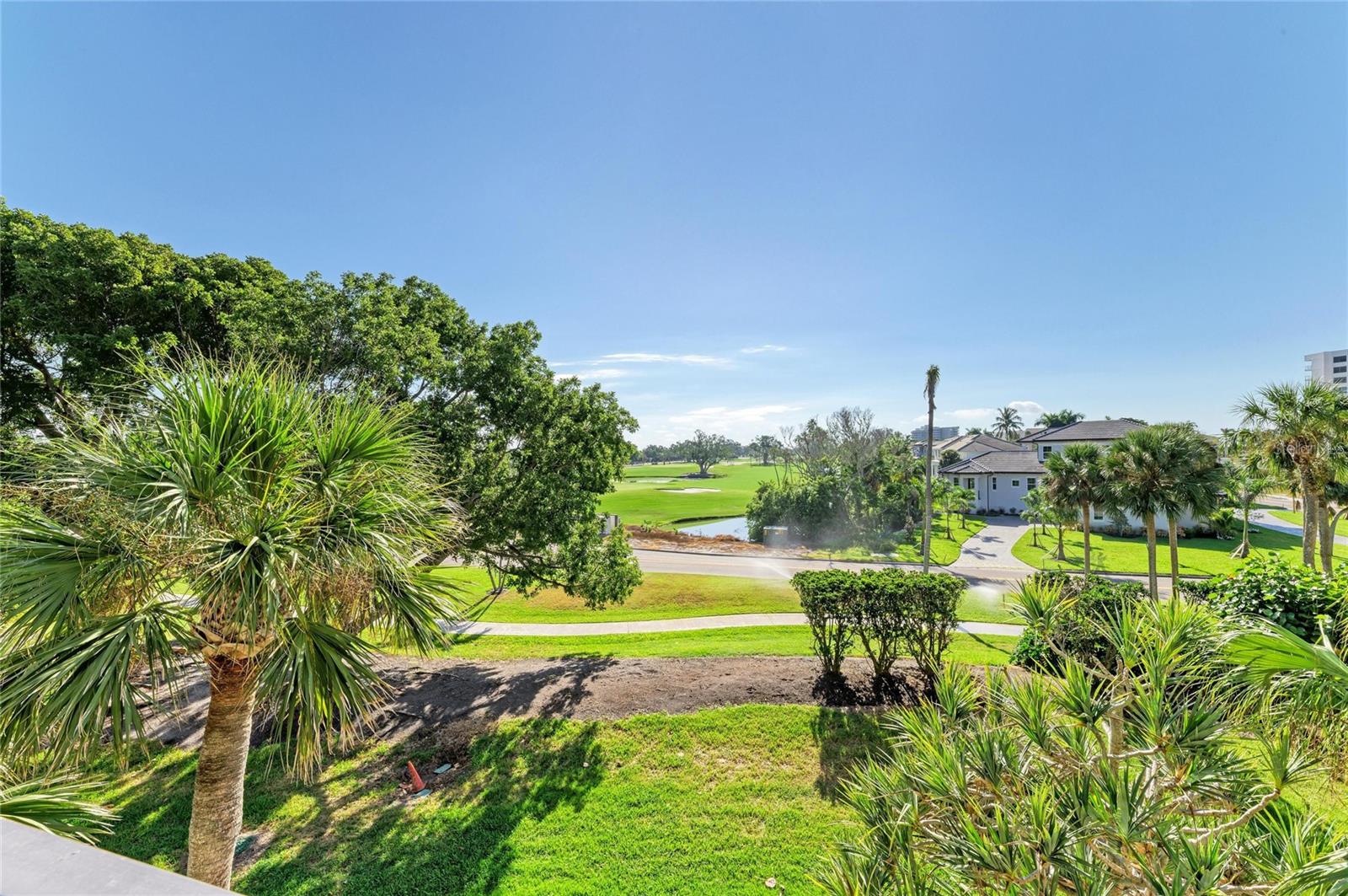 BEACHPLACE III - Residential