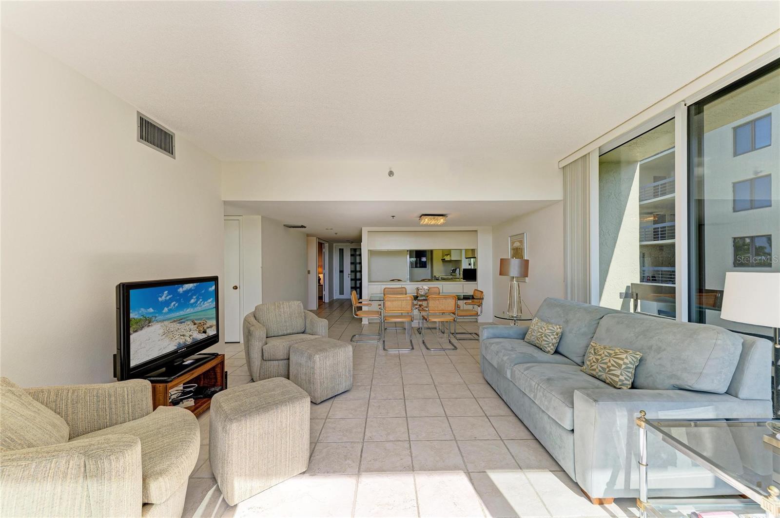 BEACHPLACE III - Residential