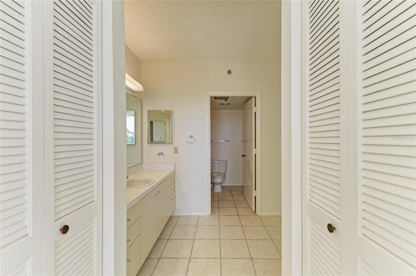 BEACHPLACE III - Residential