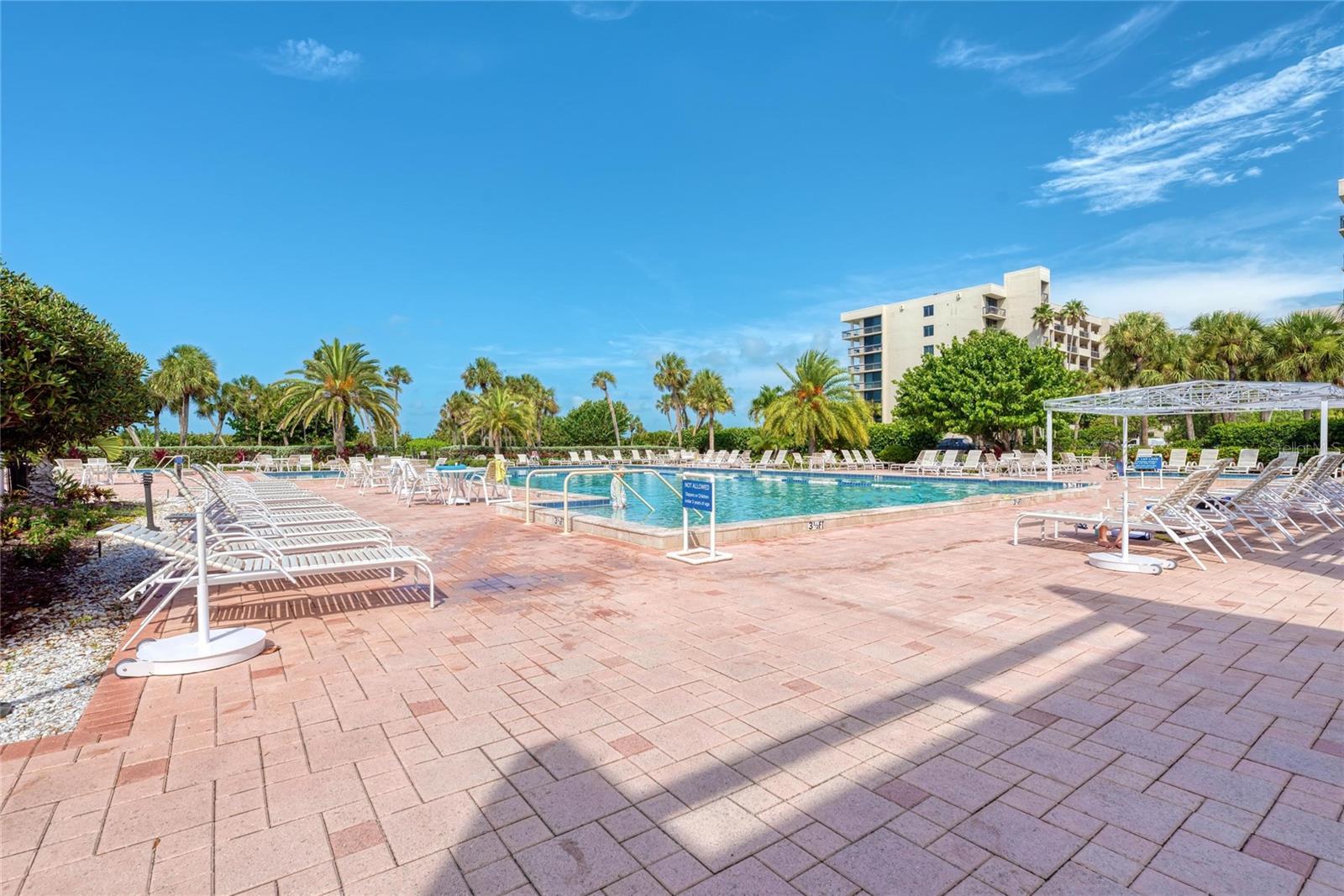 BEACHPLACE III - Residential