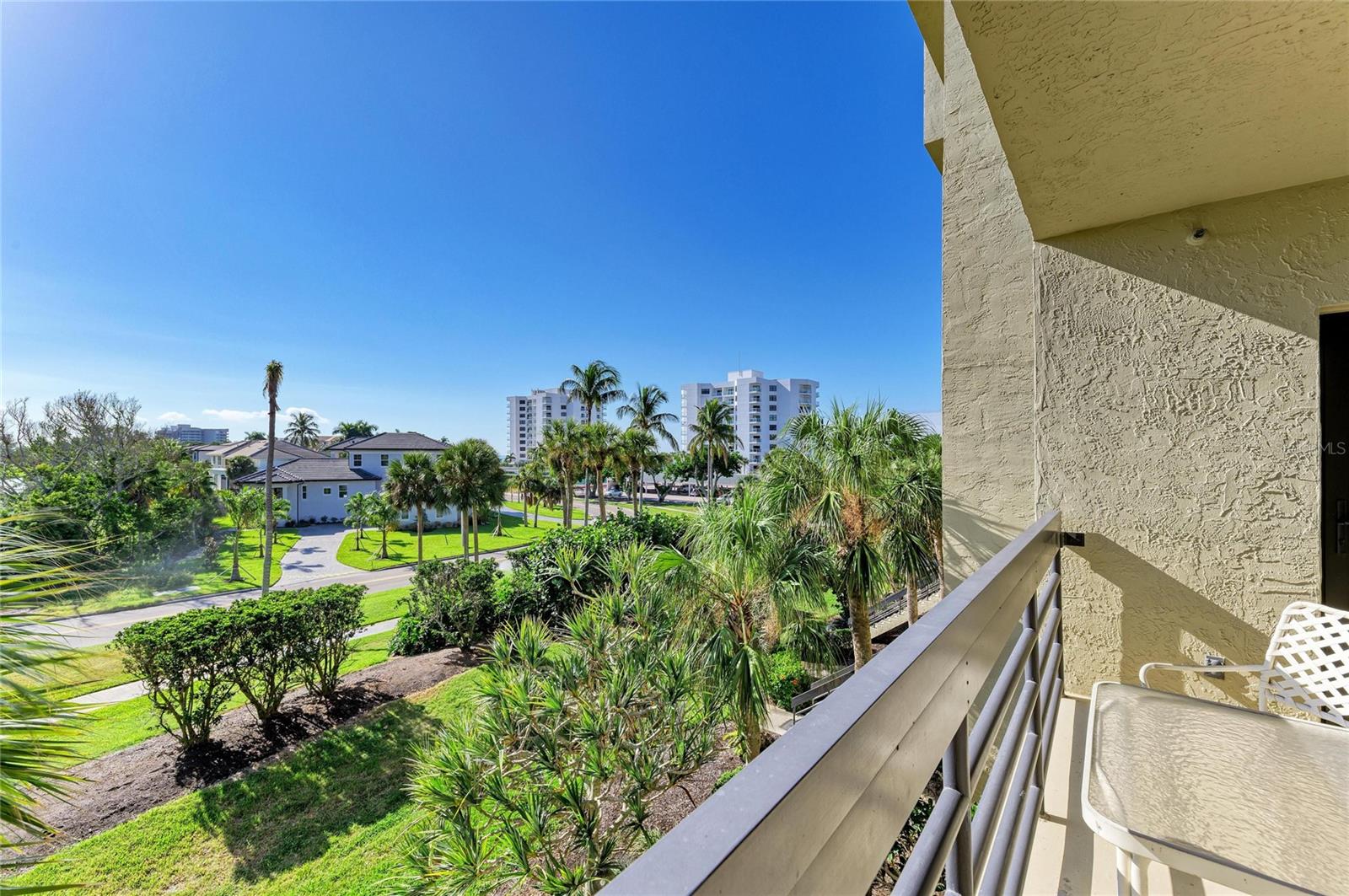BEACHPLACE III - Residential