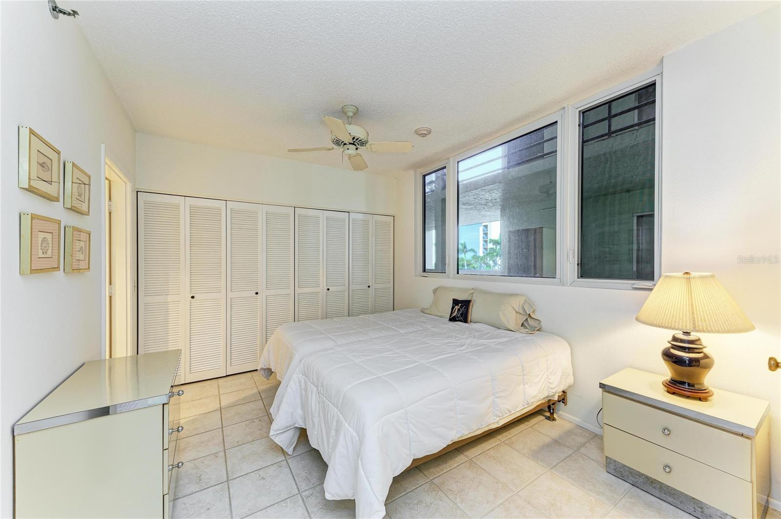 BEACHPLACE III - Residential