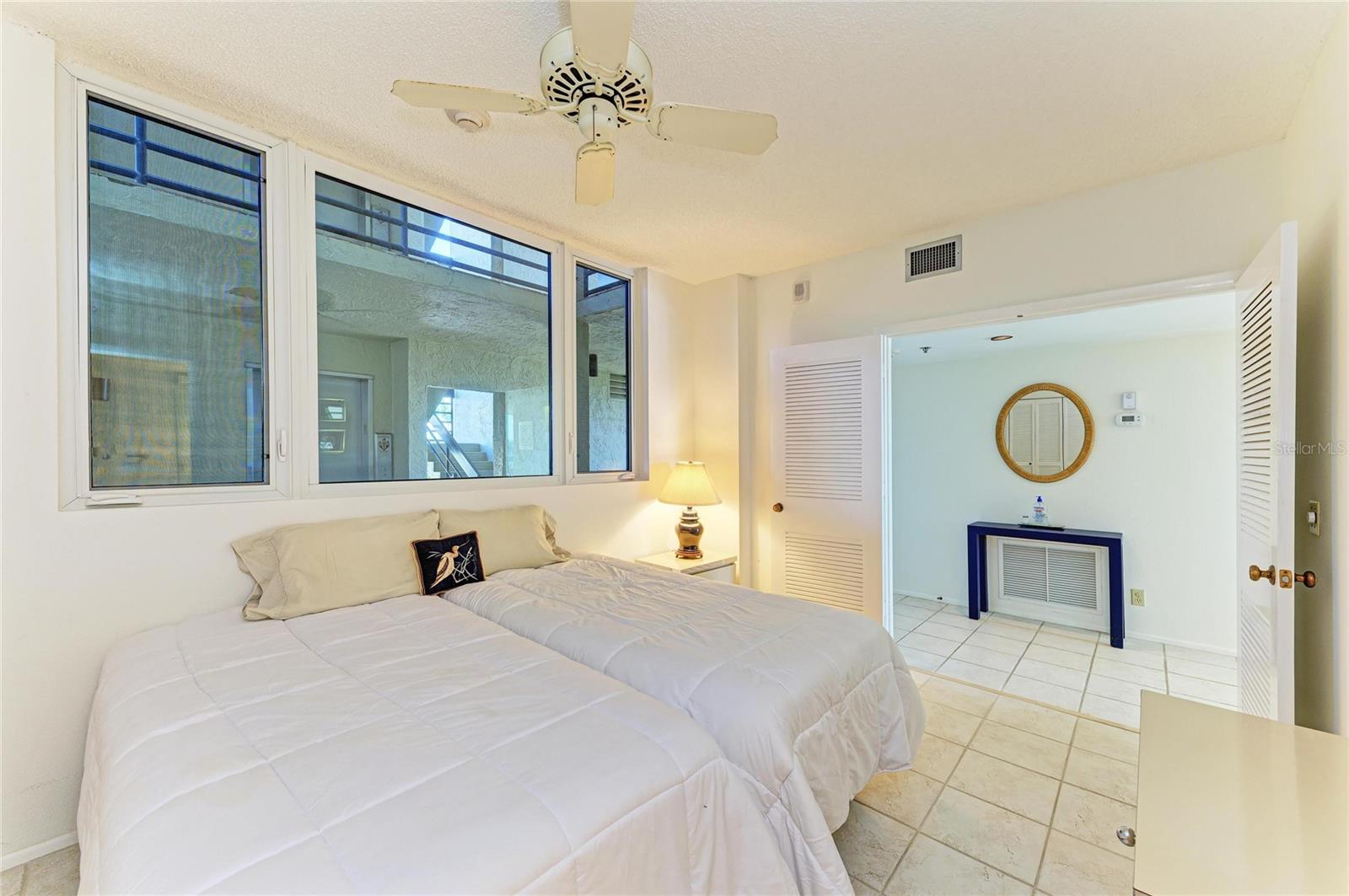 BEACHPLACE III - Residential