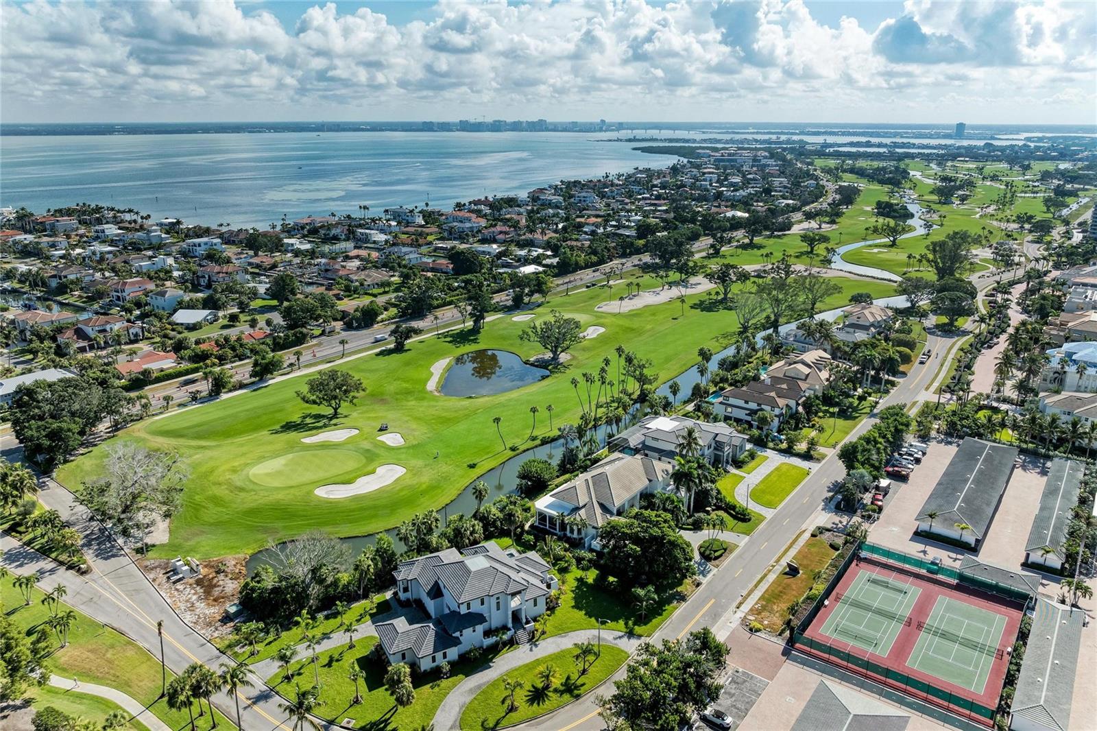 BEACHPLACE III - Residential