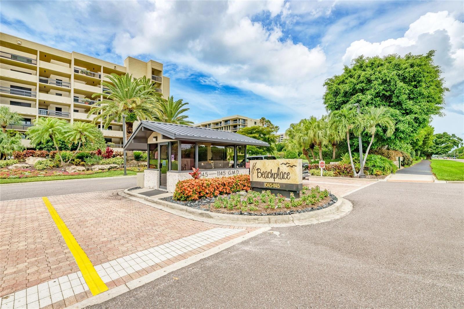 BEACHPLACE III - Residential