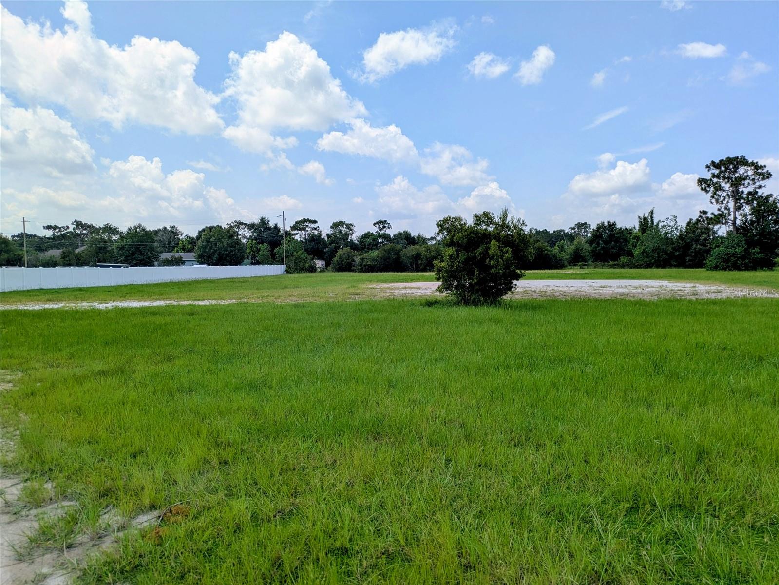 HORIZON MEADOWS - Land