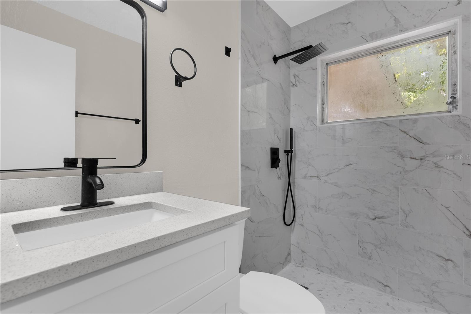 BETTY LANE HEIGHTS 2ND ADD - Residential