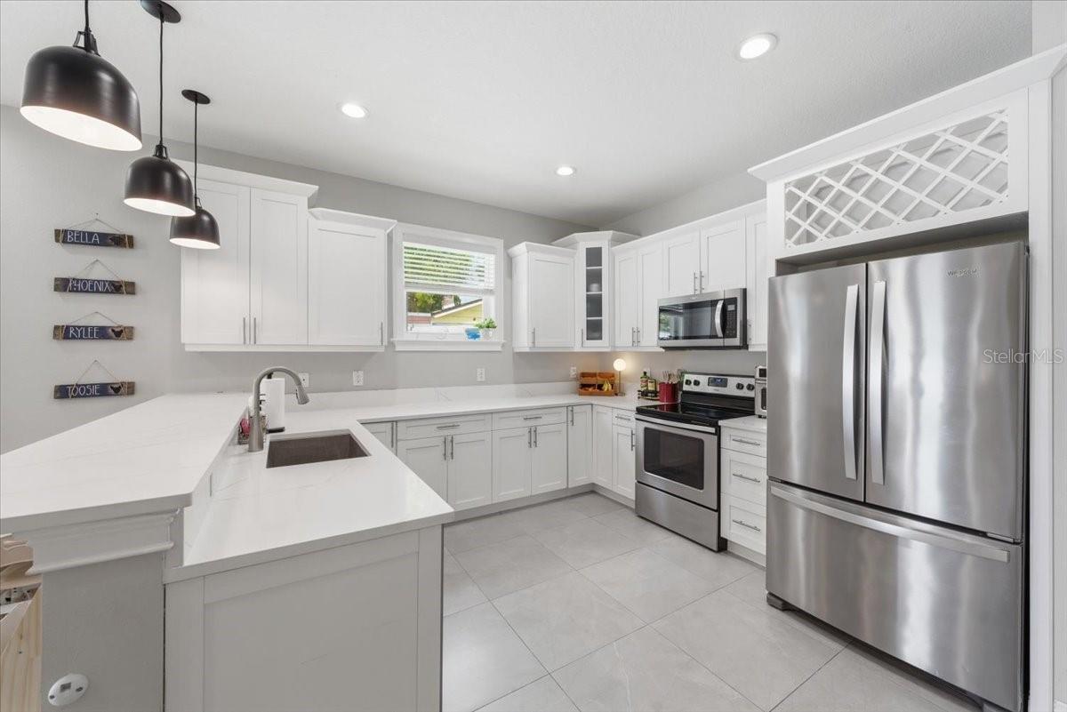 LORRAINE ESTATES - Residential