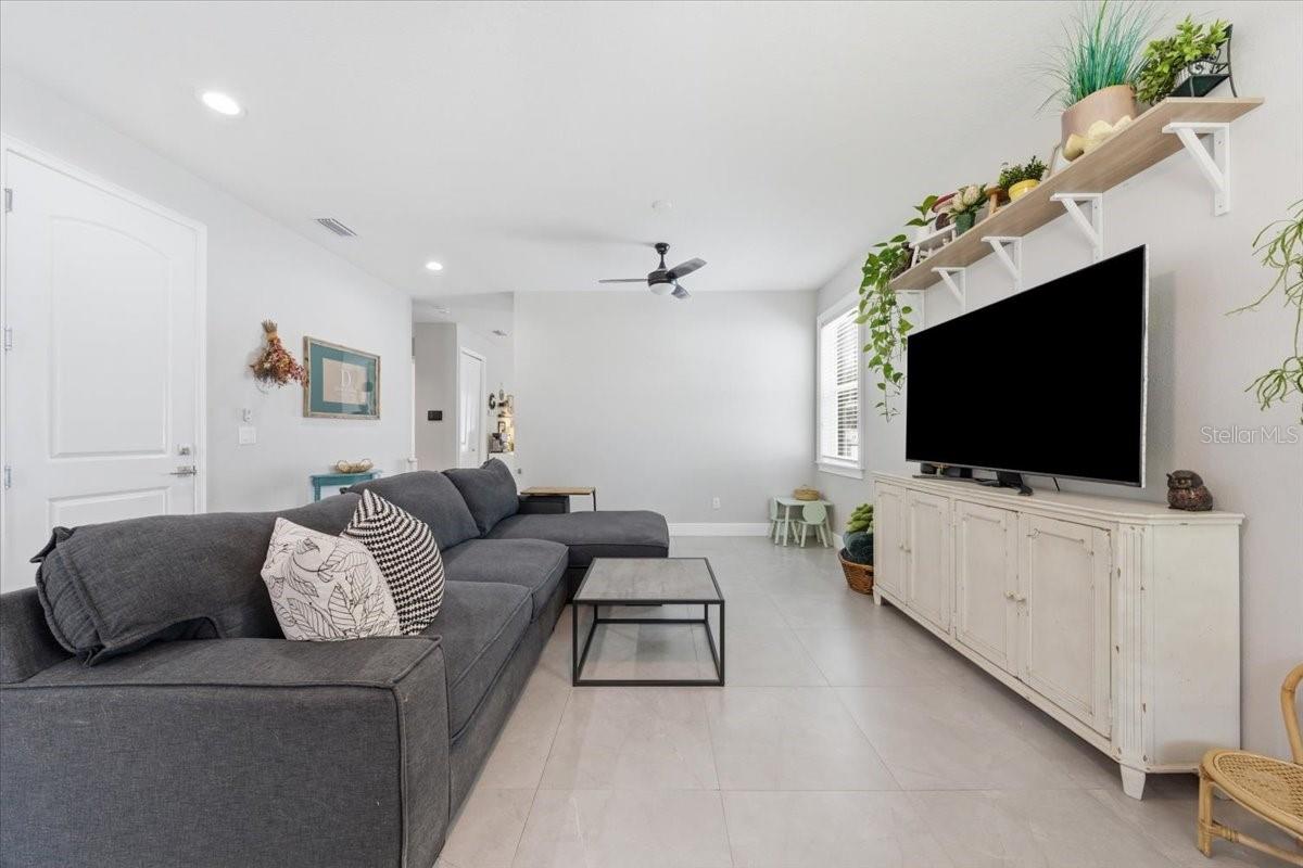 LORRAINE ESTATES - Residential