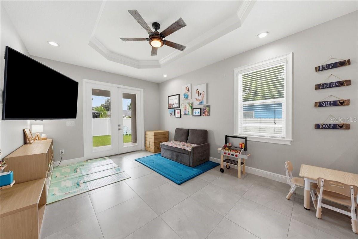 LORRAINE ESTATES - Residential