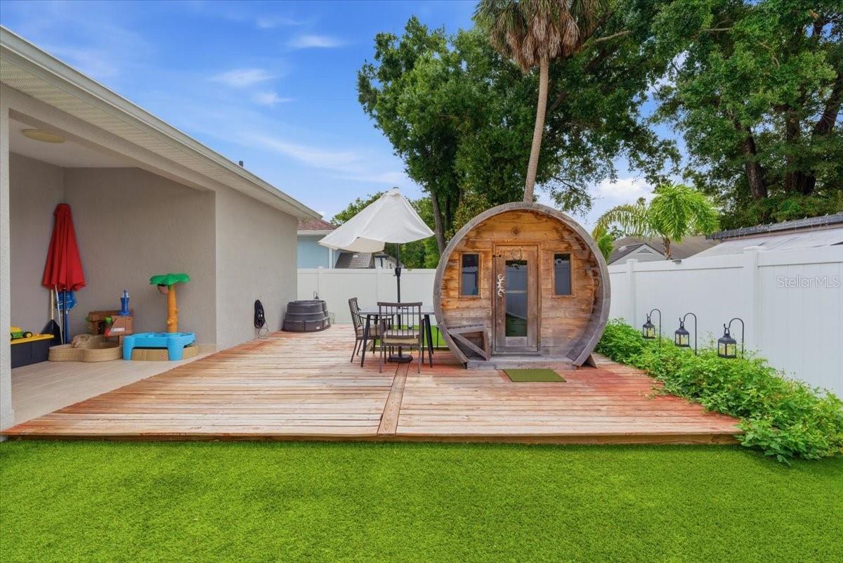LORRAINE ESTATES - Residential