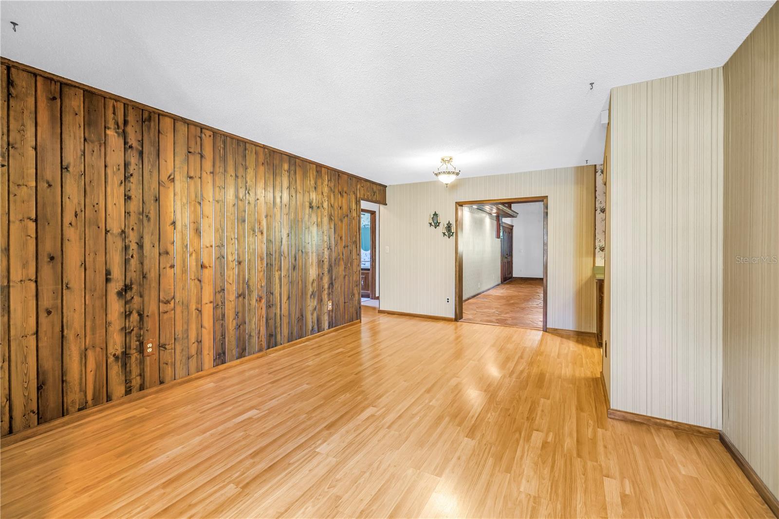 DEL PRADO IMPERIAL UNIT 1 - Residential